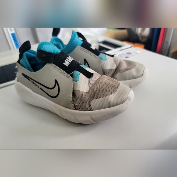 Nike Youth Flex Runner 2 - Picture 2 of 5